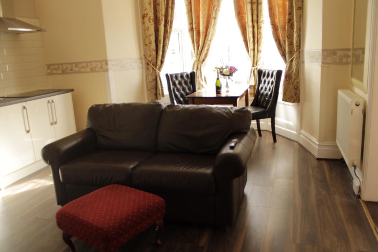Clifton Villa Guest House Llandudno Exterior foto